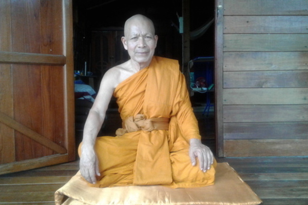 Phra Dr Marut Damchaom, at his kuti in Khao Tham Meditation Center
